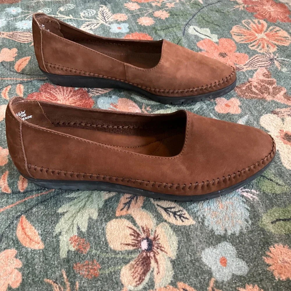 Clarks Loafers Women 8.5W Brown Leather Slip On Comfort Flats 3252-2